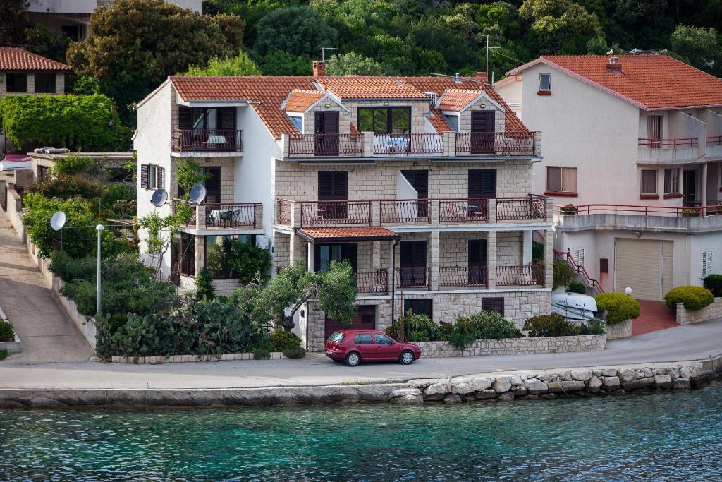 Apartments Malo Lago Lastovo Exterior photo